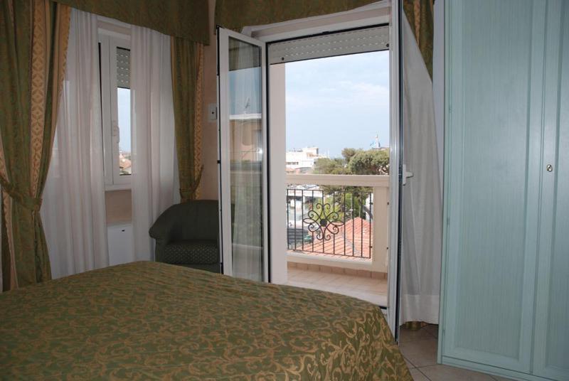 Hotel Residence Veliero 리치오네 외부 사진